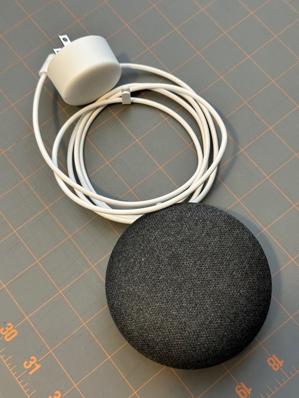 Google Home Mini First Generation Smart Home Speaker Gray Preowned Excellent